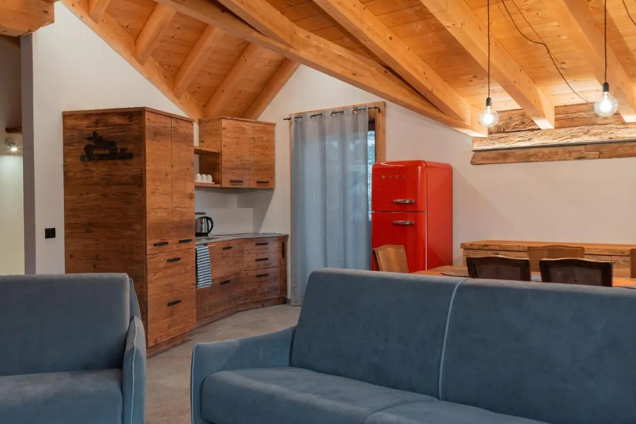Pista Stelvio Loft Lumiere Apartment Bormio