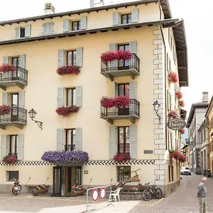 Meuble Dante Hotel