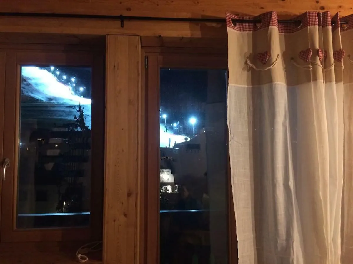Pista Stelvio Loft Lumiere Apartment Bormio
