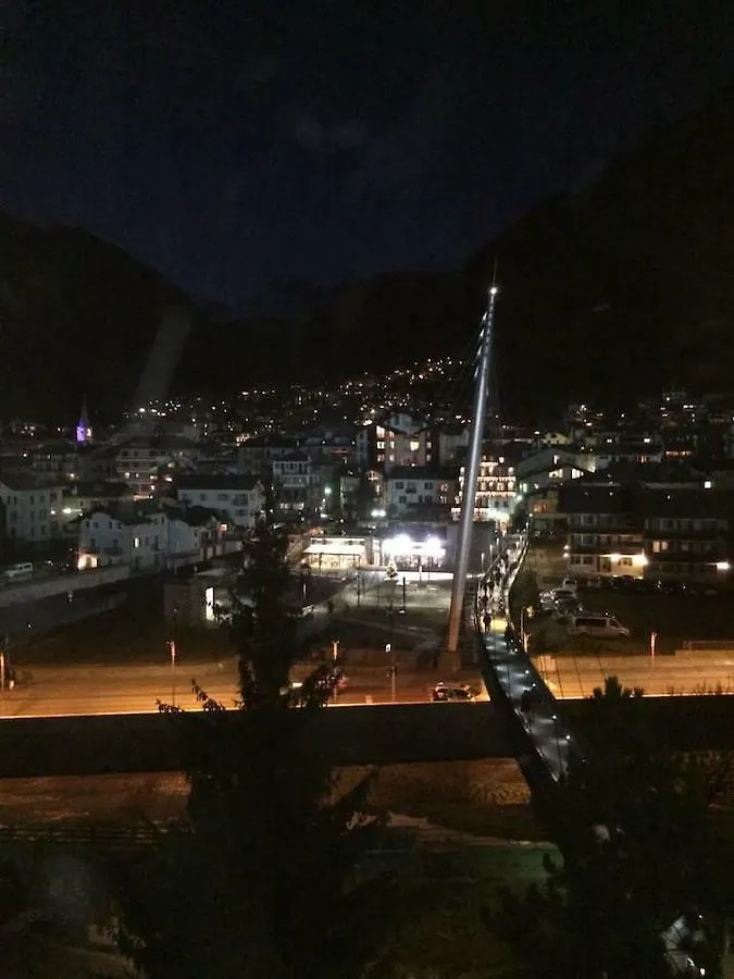 Pista Stelvio Loft Lumiere Apartment Bormio