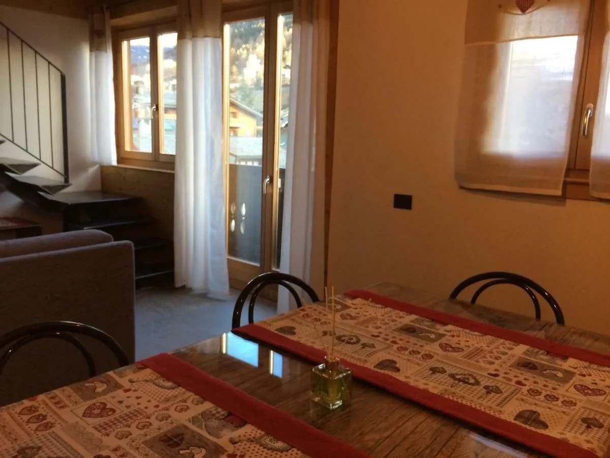 Pista Stelvio Loft Lumiere Apartment Bormio